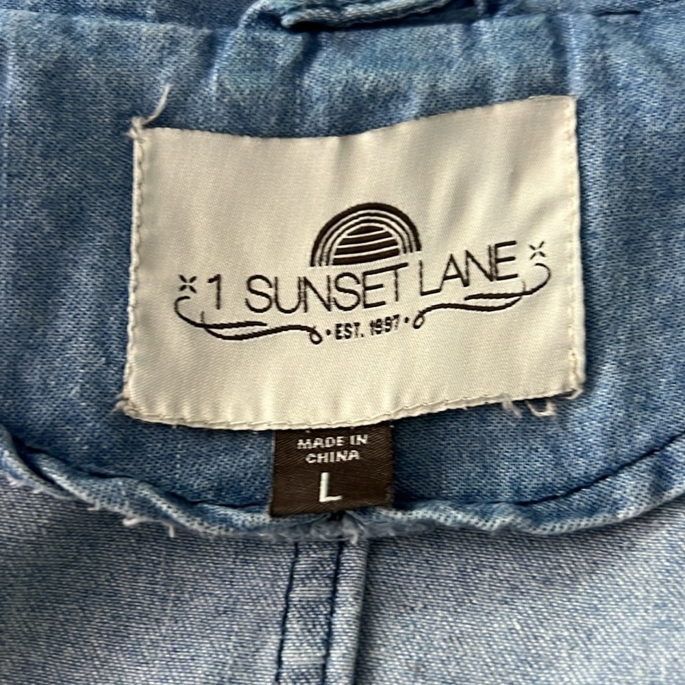 1 Sunset Lane lightweight denim utility jacket size large - Picture 9 of 10